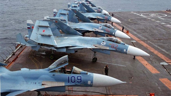 Chiến đấu cơ Shenyang J-15 là phiên bản “luộc” từ Su-33 của Nga - Ảnh: topmilitarynews 