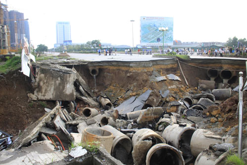 Sông Đà Thăng Long phải chịu toàn bộ chi phí sửa đường sụt lún?