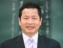 Sau 3 năm vắng bóng, Chủ tịch Trương Gia Bình trở lại vị trí "Sếp tổng" FPT