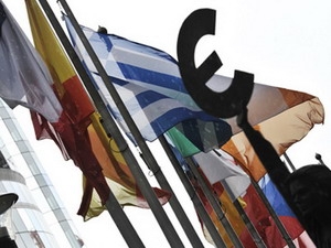Tia hy vọng đầu tiên cho Eurozone trước thềm 2013