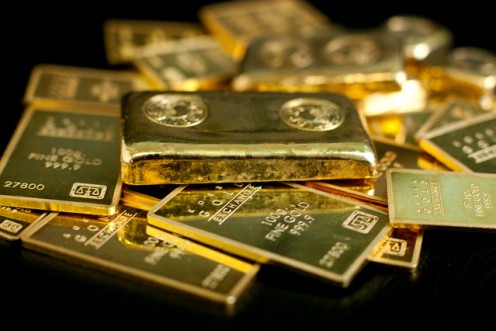 Chờ quyết định của ECB, vàng lướt nhẹ qua mốc 1,680 USD/oz