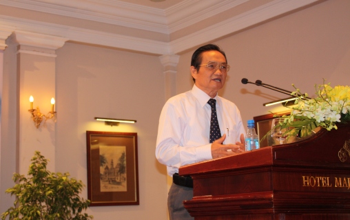 TS. Trần Du Lịch: Tái cơ cấu doanh nghiệp nghiệt ngã chắc chắn diễn ra trong 2013