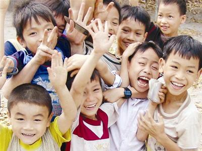 Vì trẻ em Việt Nam: Giáo dục và Rèn luyện Kỹ năng Bơi lội