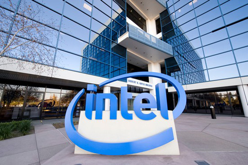 Intel cắt giảm 5% nguồn nhân lực vì thị trường PC giảm