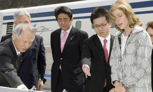 Nhật muốn xuất khẩu đường sắt cao tốc sang Mỹ