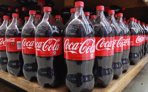 Công bố lỗ, nhưng Coca-Cola vẫn mở rộng đầu tư