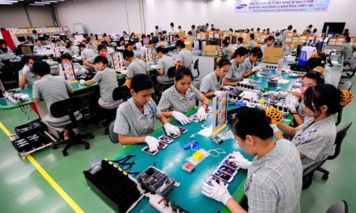 Đại gia điện tử đổ hàng tỷ USD vào Việt Nam