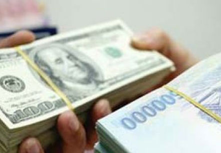 Giá USD tăng mạnh