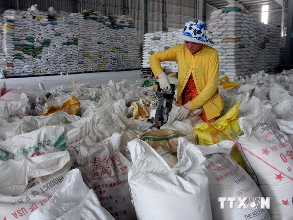 Sri Lanka đề nghị nhập khẩu 15,000 tấn gạo từ Việt Nam