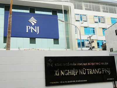 PNJ: Em ruột Chủ tịch Cao Thị Ngọc Dung đã bán hết 47,998 cp