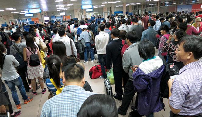Không mở rộng sân bay Tân Sơn Nhất