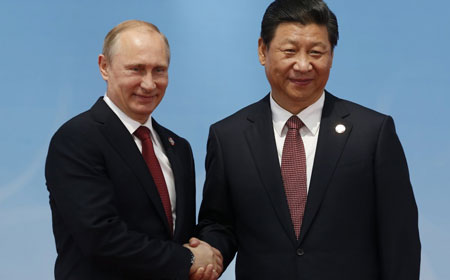 Lạnh Tây, nóng Đông: Putin sợ ‘đứt tay’