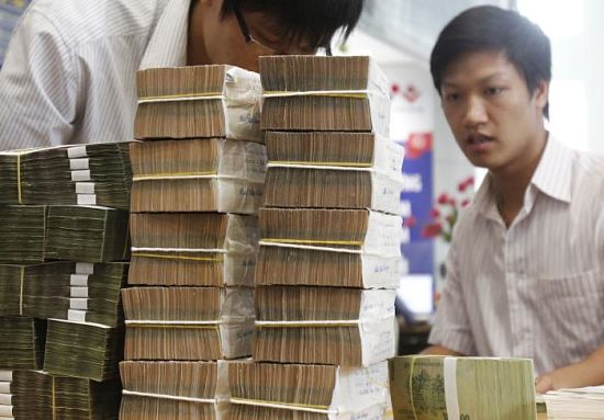 IMF: Nợ công của Việt Nam có thể giảm