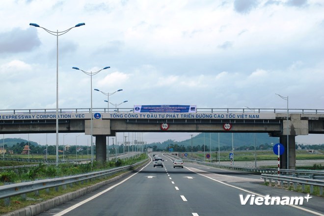 VEC lập phương án nhượng quyền thu phí các dự án đường cao tốc