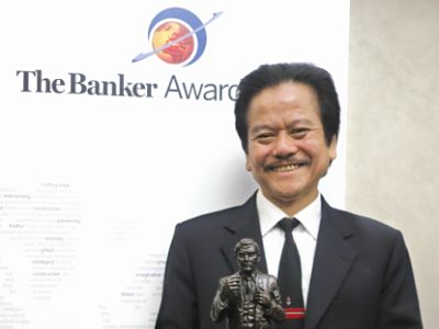 Sacombank nhận giải thưởng Ngân hàng tiêu biểu của năm 2014