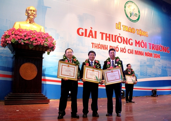 Cả 3 nhà máy của Vinamilk ở TPHCM đều được nhận Giải thưởng Môi trường 2014