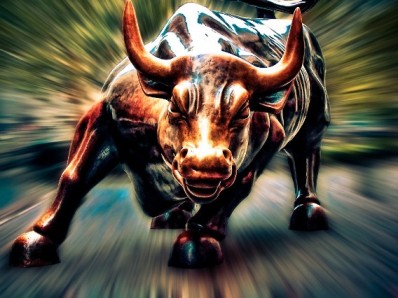 Dow Jones và S&P 500 vọt lên kỷ lục mới sau động thái bất ngờ của BoJ