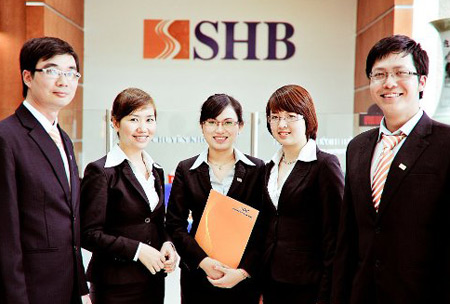 Chủ tịch Đỗ Quang Hiển và các bên liên quan nắm 18.55% vốn SHB