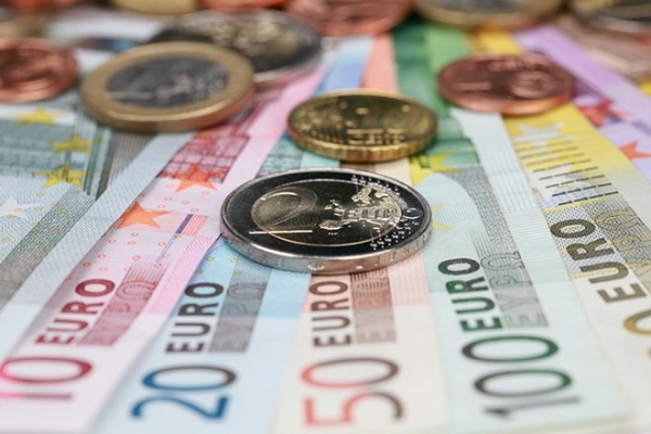 IMF thông qua khoản tín dụng 1,2 tỷ euro dành cho Serbia