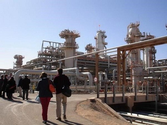 Giá dầu suy giảm ngắn hạn không đe dọa kinh tế Algeria