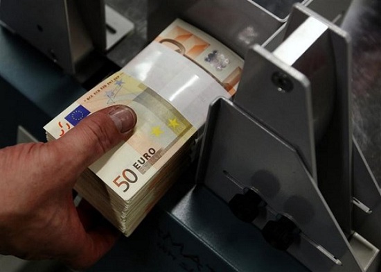 ECB: Các khoản vay cho khu vực tư nhân Eurozone giảm nhẹ