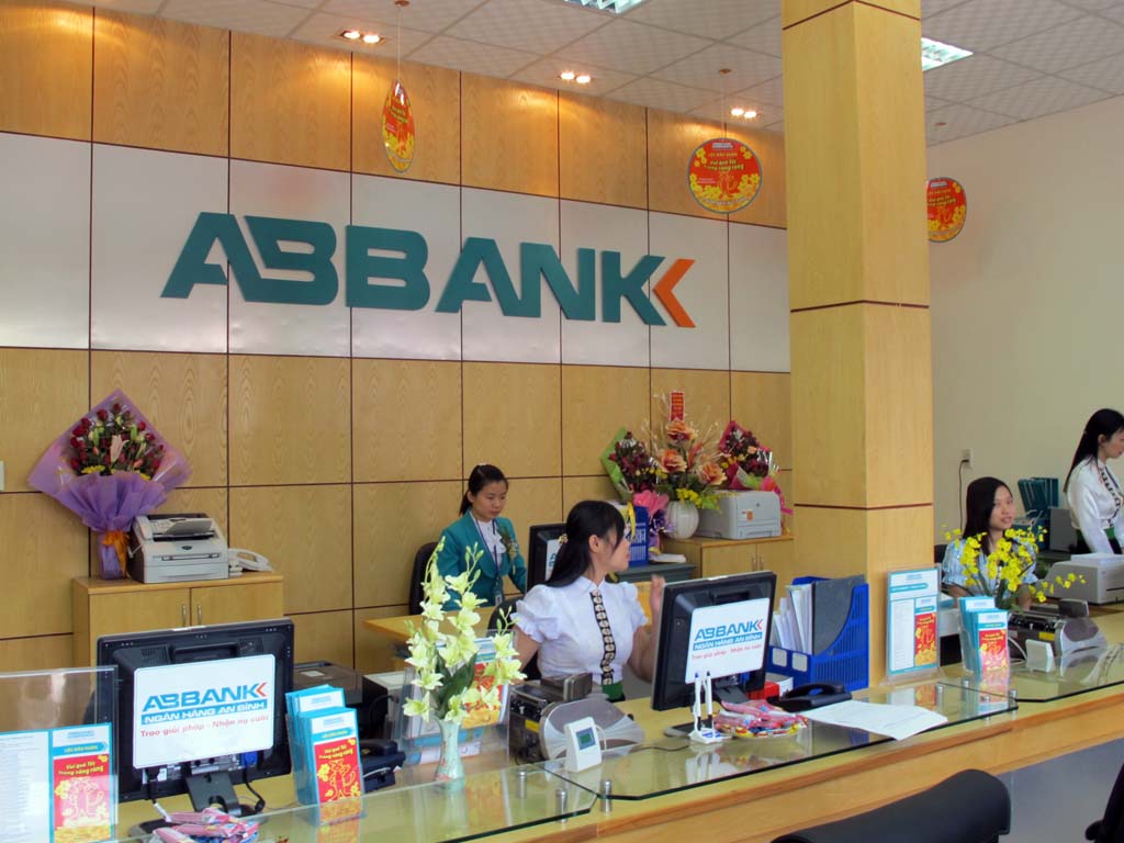 ABBank cũng tính đường sáp nhập