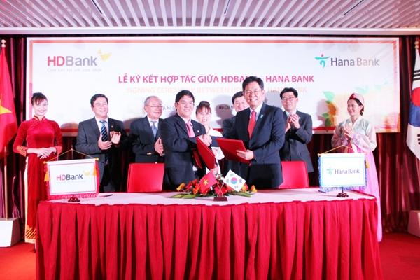 HDBank hợp tác chiến lược với ngân hàng Hàn Quốc