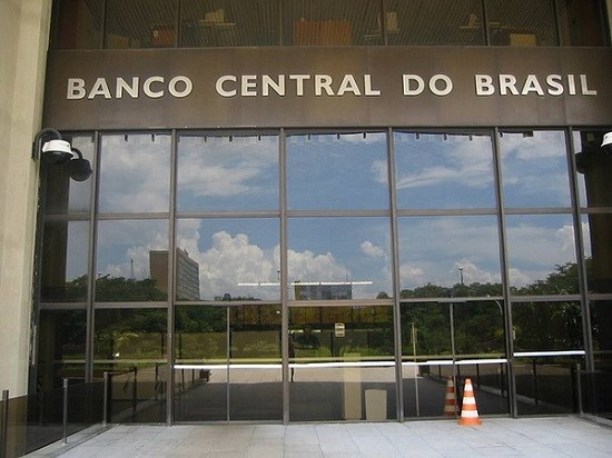IMF ủng hộ các chính sách "thắt lưng buộc bụng" của Brazil