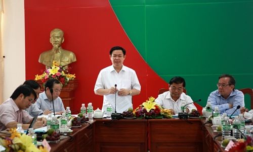 Trưởng Ban Kinh tế Trung ương làm việc với Thường trực Tỉnh ủy Tây Ninh