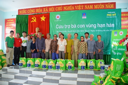 DPM hỗ trợ hơn 1.2 tỷ đồng cứu trợ bà con vùng hạn hán Nam Trung Bộ