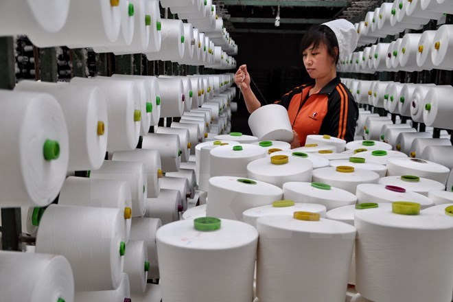 Chỉ số sản xuất của Trung Quốc xuống thấp nhất trong hơn 6 năm