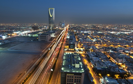 Kinh tế Saudi Arabia có thể trụ được bao lâu với giá dầu hiện nay?
