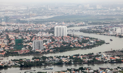 Địa ốc Sài Gòn phân hóa theo 2 cực Đông - Nam