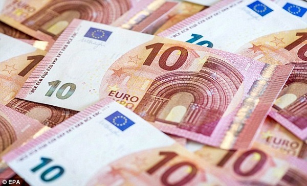 Thu nhập của giới lãnh đạo các ngân hàng EU đang sụt giảm