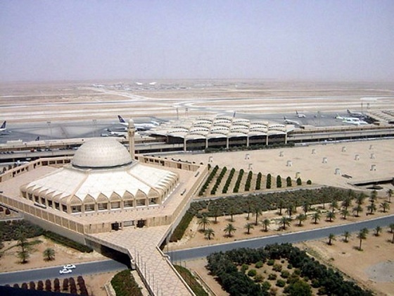Hụt ngân sách từ giá dầu giảm, Saudi Arabia tư nhân hóa các sân bay