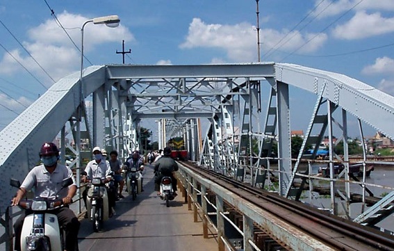 Hơn 1,300 tỷ cải tạo cầu đường sắt Bình Lợi & nâng cấp 71 km luồng sông Sài Gòn