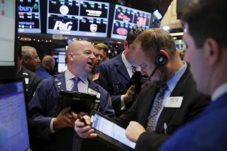 Phố Wall hồi phục và đẩy Dow Jones tăng 1%