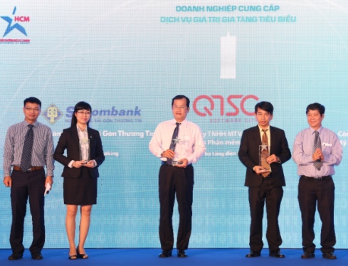 Sacombank nhận giải thưởng công nghệ thông tin - truyền thông Tp.HCM