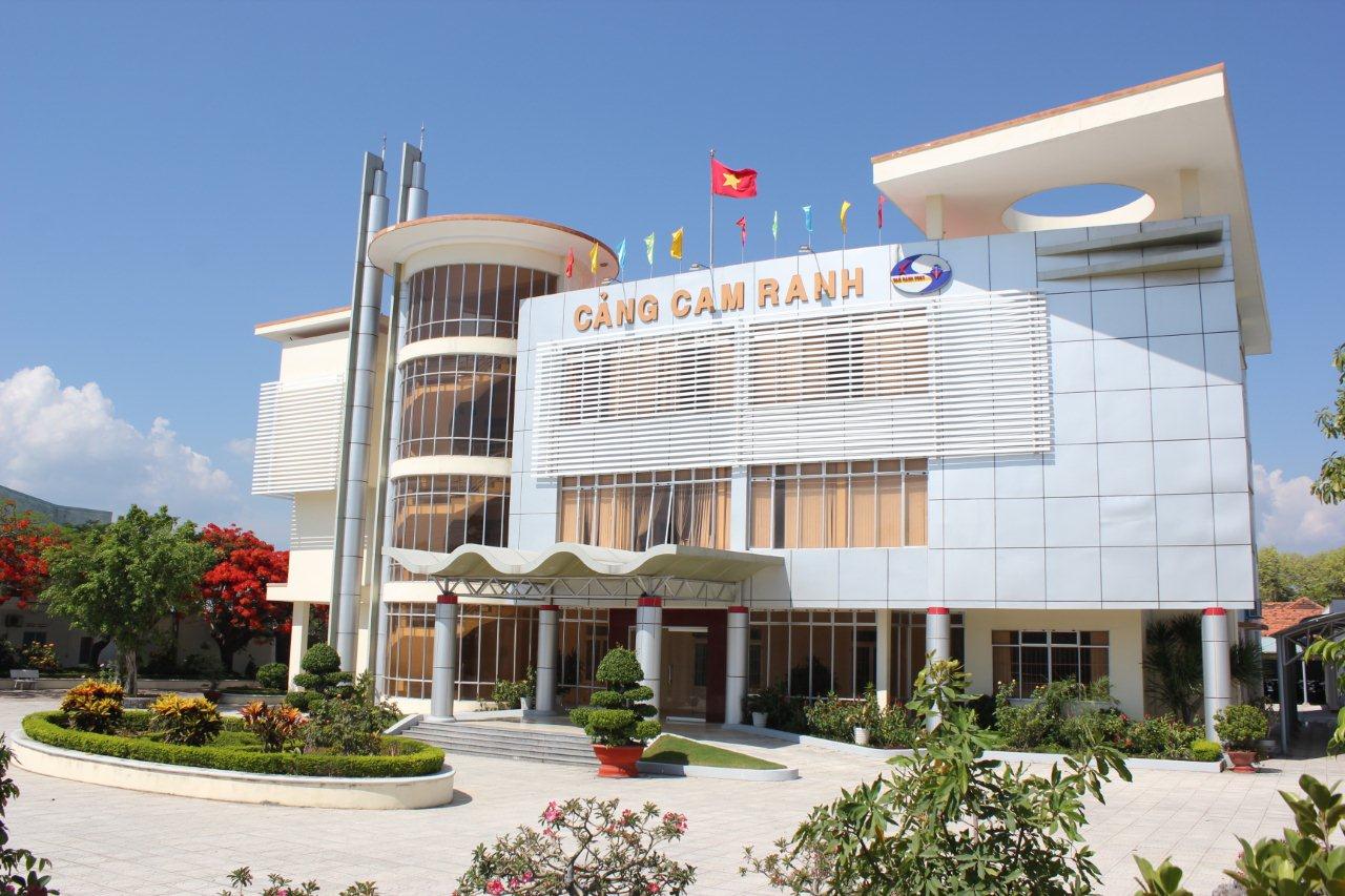 Cảng Cam Ranh: Lãi cả năm đạt 9 tỷ đồng, tăng 45% so 2015