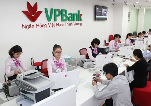 VPBank muốn tăng vốn thêm 1,000 tỷ đồng, giá chào bán 27,584 đồng/cp