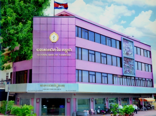 NHTW Campuchia thúc đẩy việc sử dụng đồng Riel