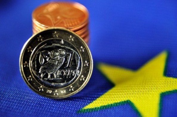 Vì sao Eurozone tiếp tục “giải cứu” Hy Lạp?