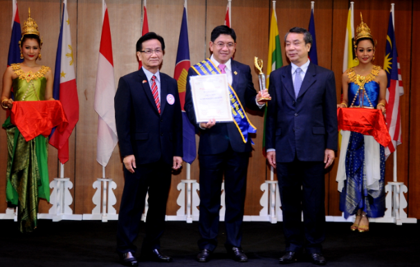 Sacombank thuộc Top 100 thương hiệu nổi tiếng ASEAN 2016