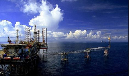 6 tháng đầu năm, tổng doanh thu Petro Vietnam đạt 215.6 ngàn tỷ, tăng 35%