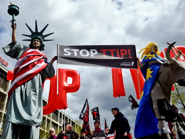 Bộ trưởng Kinh tế Đức: Thương lượng TTIP giữa Mỹ-EU đã thất bại