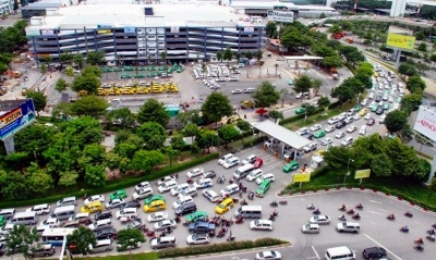 Hệ thống đường trên cao cho giao thông sân bay Tân Sơn Nhất: Cần cẩn trọng giải phóng mặt bằng