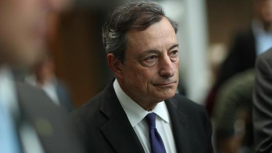 ECB tiếp tục giữ nguyên lãi suất cơ bản