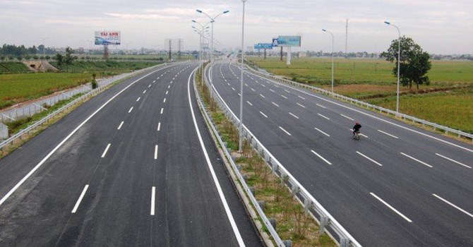 Kiến nghị kết nối đường cao tốc TPHCM - Long Thành - Dầu Giây với hệ thống giao thông đô thị