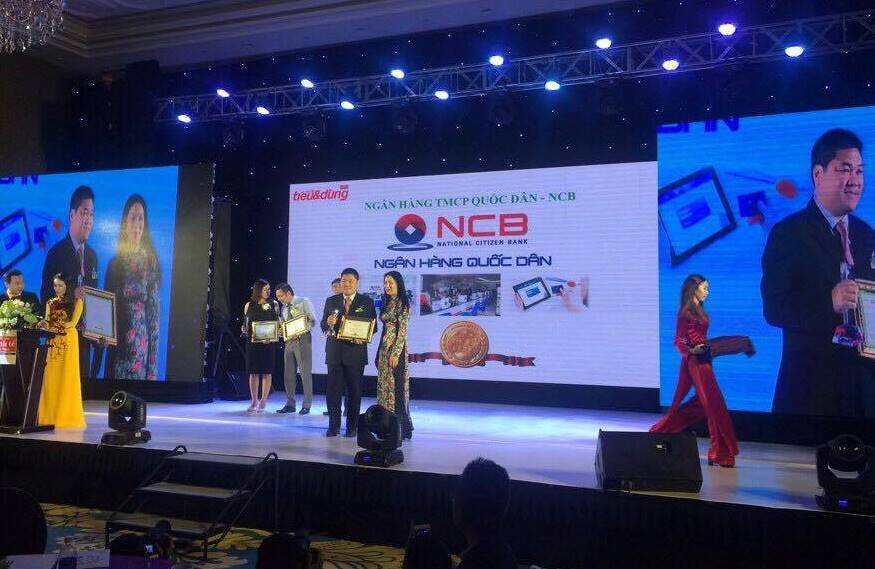 NCB Smart nhận giải thưởng Tin và Dùng Việt Nam 2016