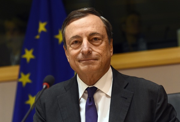 ECB bất ngờ cắt giảm quy mô của chương trình mua trái phiếu